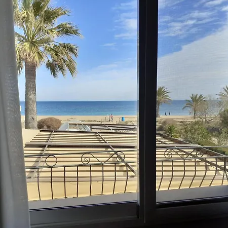 Oasis Denia
