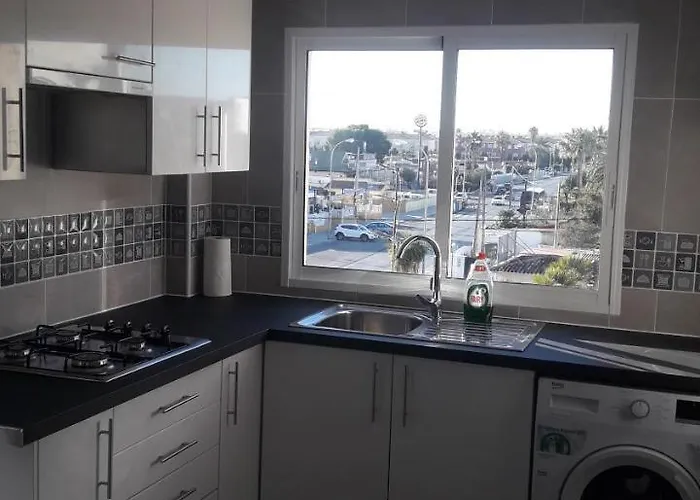 Oasis 招待所 德尼亚