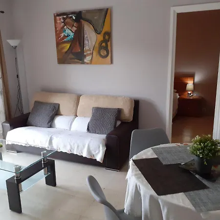 Πανσιόν Oasis Denia